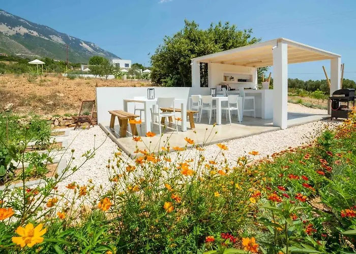 Kefi Spitia Bed & Breakfast 3*