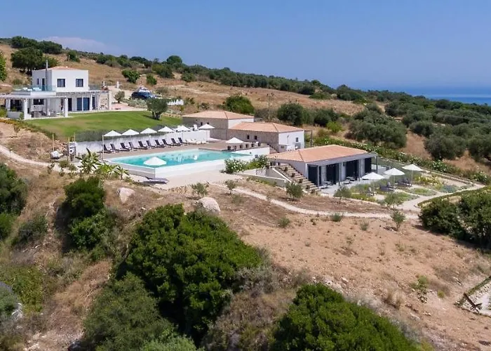 Kefi Spitia 3*